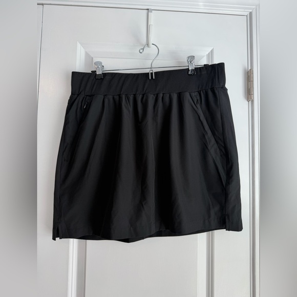 Quince Pants - Quince Women’s Performance Tech Skort Black Size Large